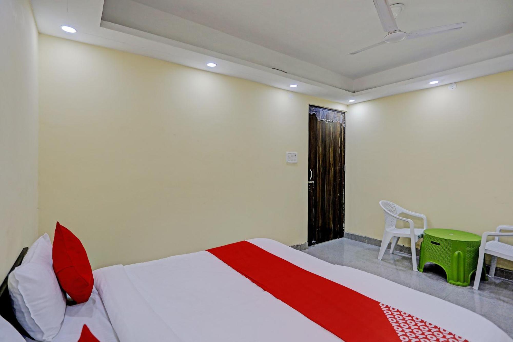 Hotel O Park Palace New Delhi Ngoại thất bức ảnh